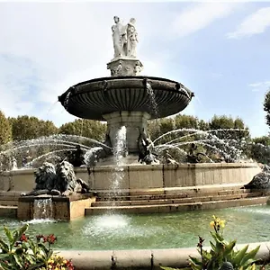 Augustins Fountain Cosy Aix Centre Historique A 3 Minutes De Cours Mirabeau -wifi-smart Tv-rue Calme Aix-en-Provence